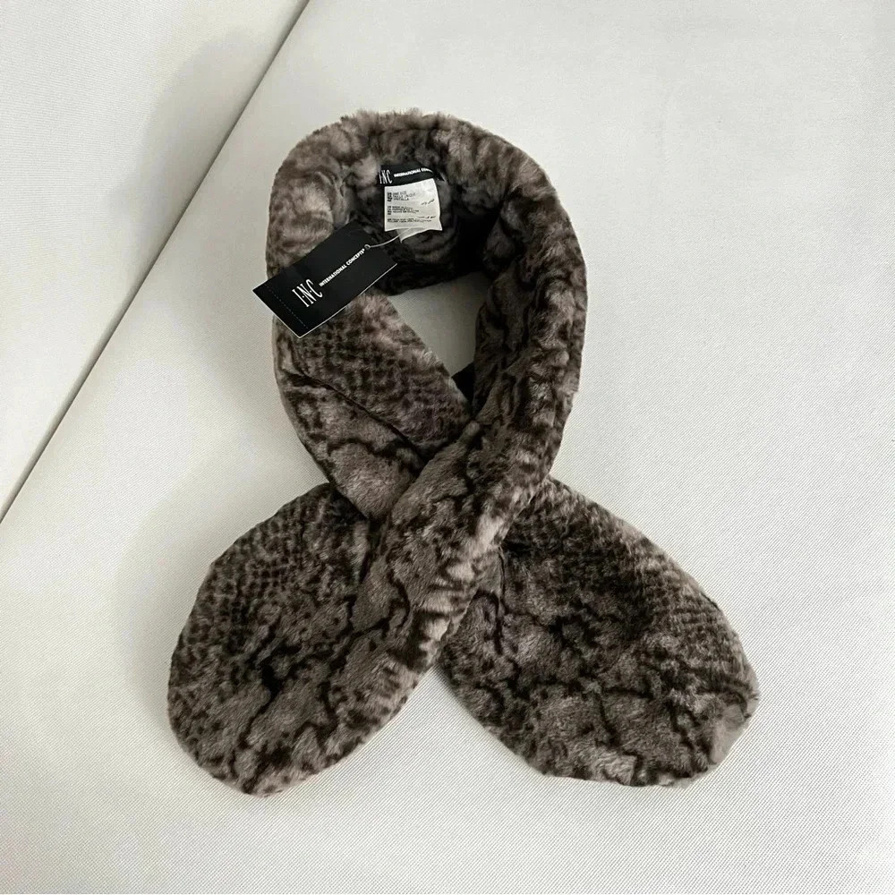 I.N.C Pull-Through Faux -Fur Scarf Snake Print Gray And Black Cozy - Picture 4 of 8